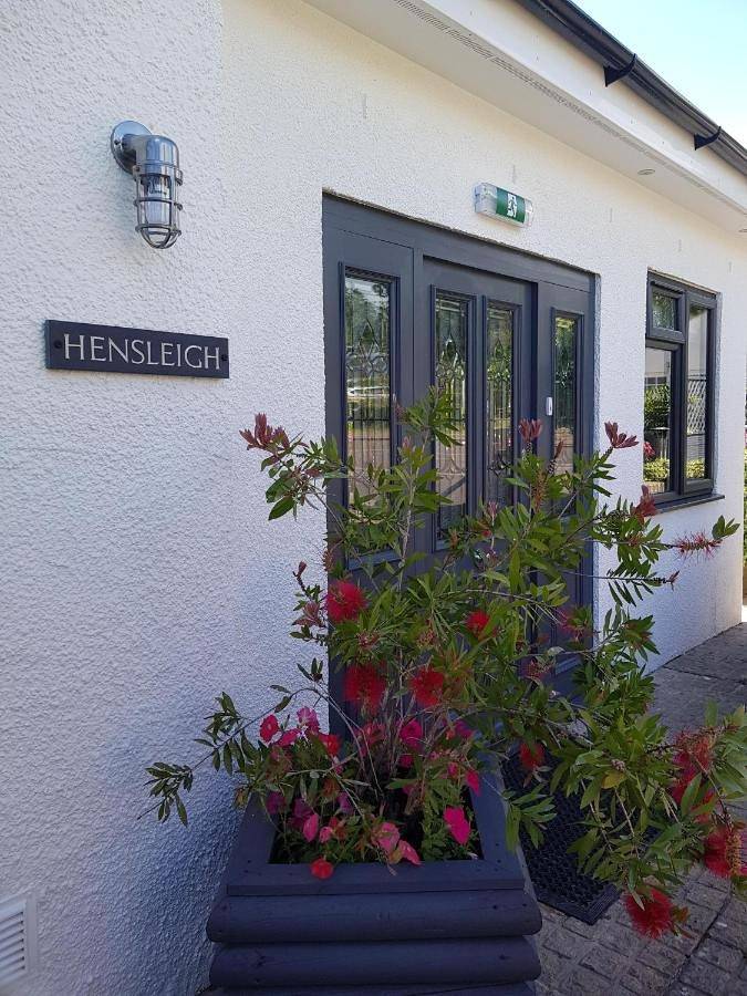 Double Room with Private Bathroom in Charmouth, Dorset