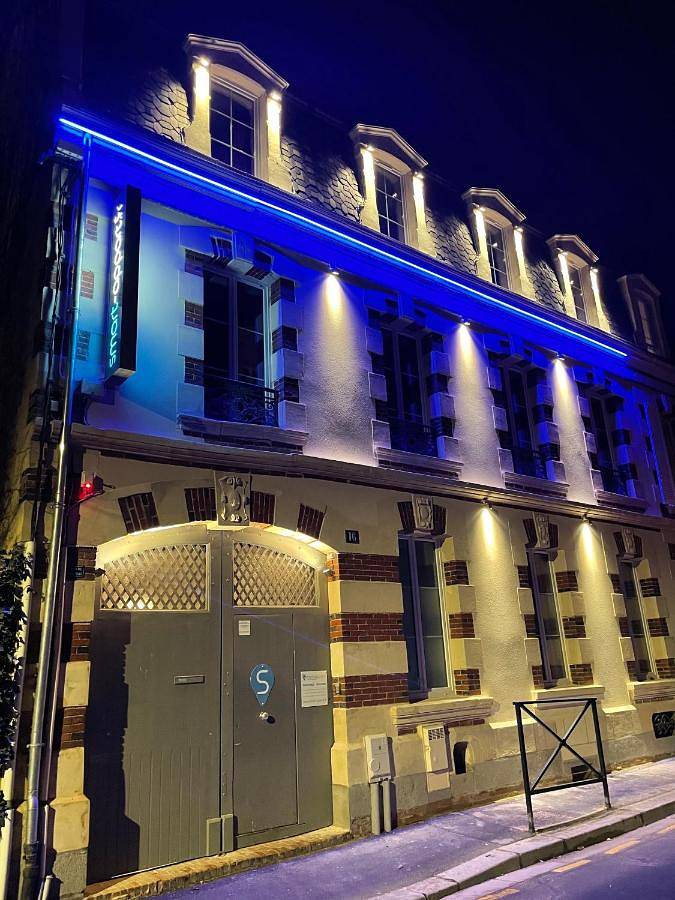 Appart’hôtel pour 2 personnes, avec Terrasse et Jardin