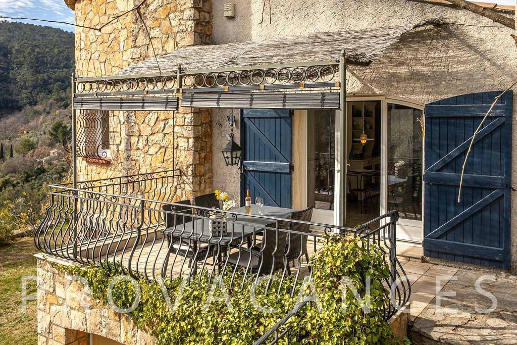 Holiday home with large grounds, swimming pool and walking distance to Bargemon in Bargemon, Draguignan region