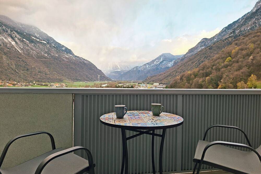Ganze Wohnung, To beautiful memories in La Rasse VS, Evionnaz