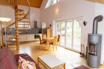 Ferienwohnung für 2 Personen, mit Ausblick und Seeblick sowie Garten am Weissensee