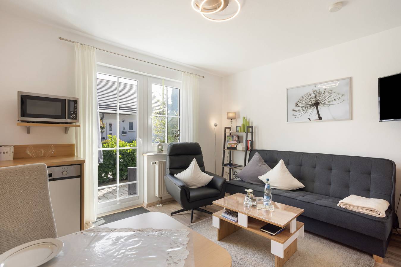 Ganze Wohnung, Ferienwohnung 'Sommerwind Am Finkenbusch' mit Bergblick, privater Terrasse und Wi-Fi in Willingen, die Mittelgebirge