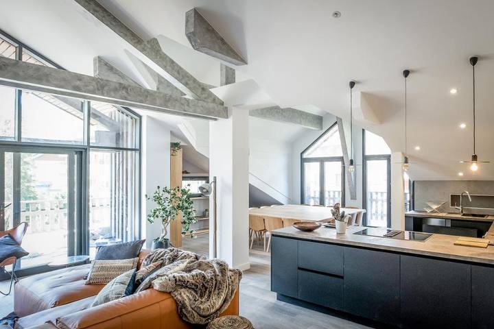 Appartement de vacances pour 6 personnes, avec Terrasse et Piscine ainsi que Sauna et Vue