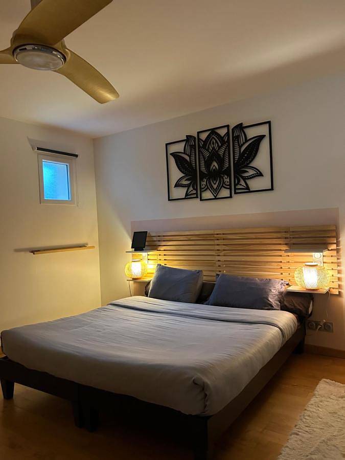 Gîte pour 2 personnes, avec Terrasse et Jardin ainsi que Piscine et Sauna à Saint-Germain-du-Puch