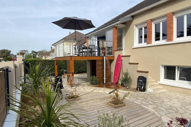 Location de vacances pour 8 personnes, avec Balcon et Jardin à Portbail