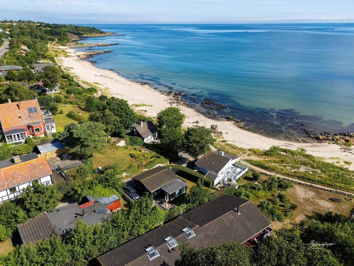 Ferieudlejning for 5 personer, med Havblik og Terrasse i Allinge-Sandvig