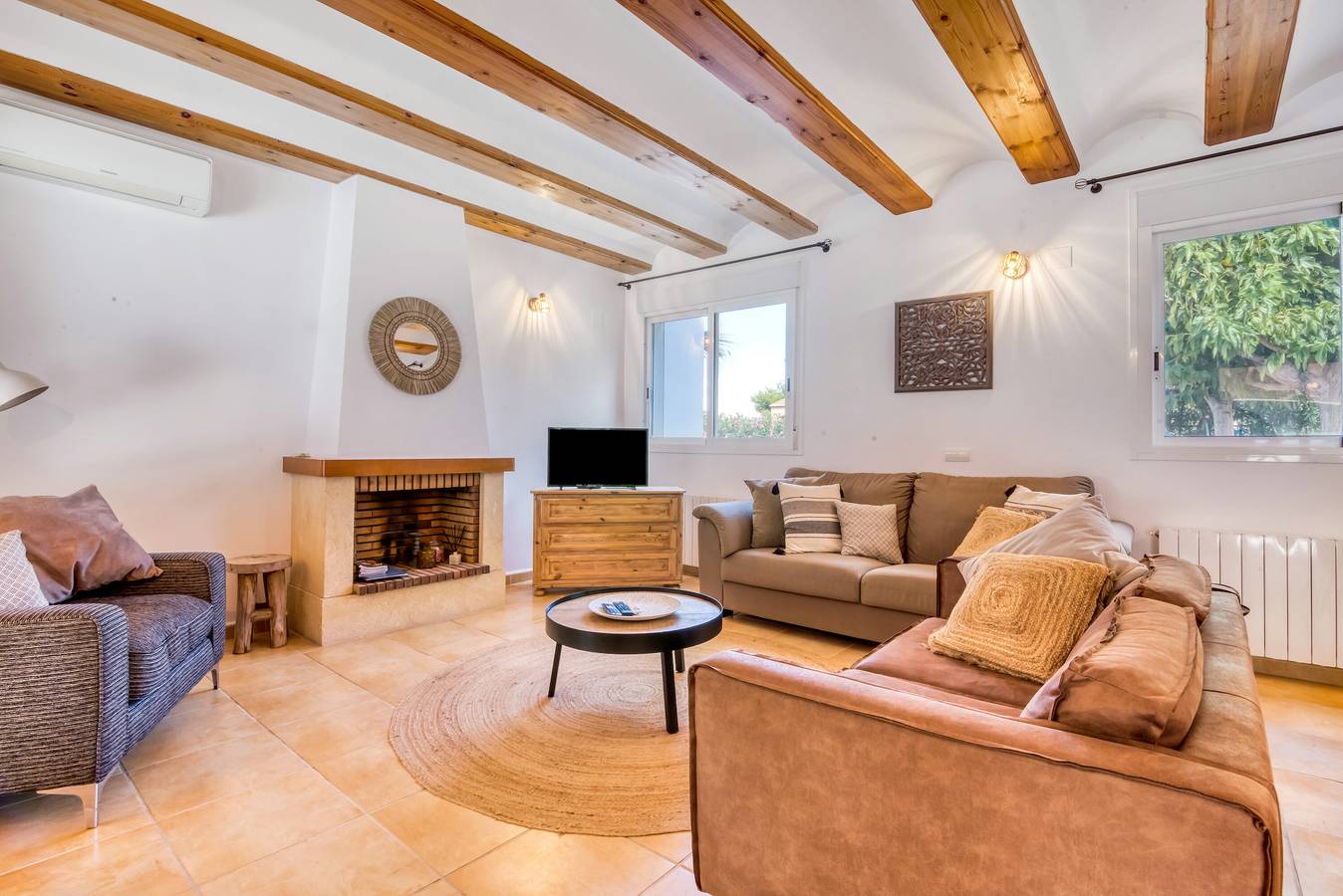 Villa 'Casa Las Lunas' con vistas a la montaña, Wi-Fi y aire acondicionado in Jávea, Costa Blanca