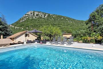 Location de vacances pour 4 personnes, animaux acceptés à Banne