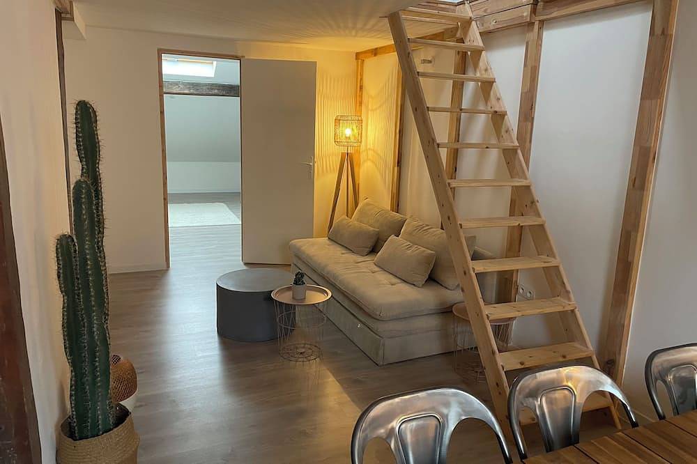Entire apartment, New Listing in Morez, Hauts de Bienne