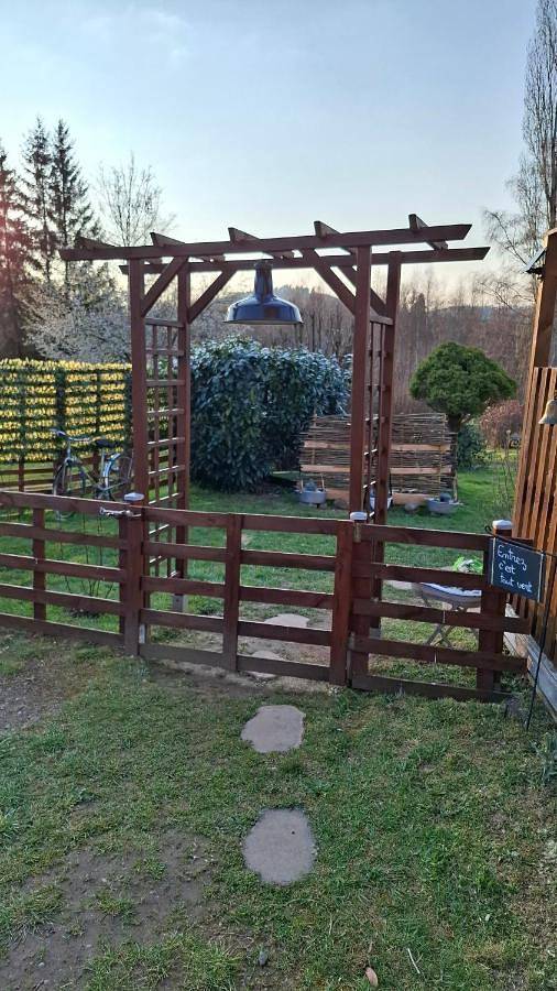 Gîte pour 2 personnes, avec jardin ainsi que vue et terrasse, animaux acceptés à La Bourgonce - 2
