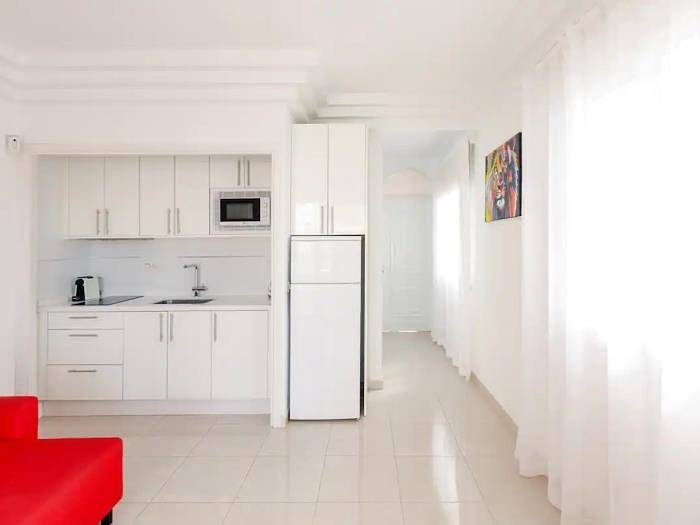 Ganze Ferienwohnung, Ferienwohnung für 3 Personen mit Terrasse in Playa Puerto Colón, Adeje