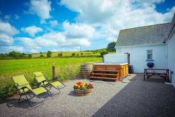 Log Cabin for 4 People in Fermoy, County Cork, Photo 1