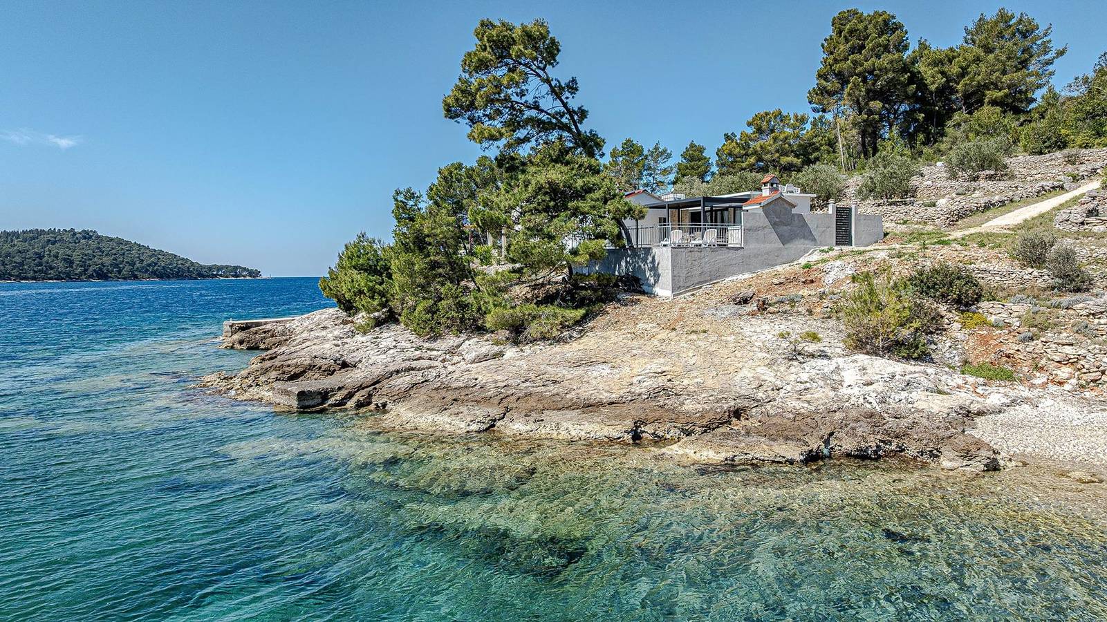 Schönes Ferienhaus am Meer Ema mit Terrasse in Vela Luka, Korcula