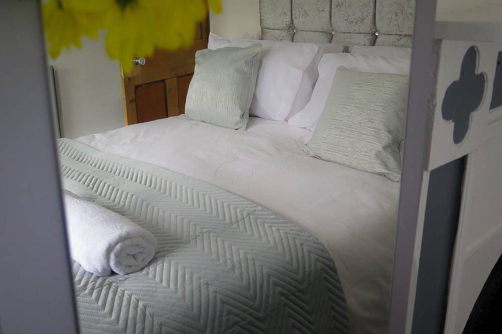 Westeria Cottage - 2 Bed-Sleeps in Barnstaple, Devon