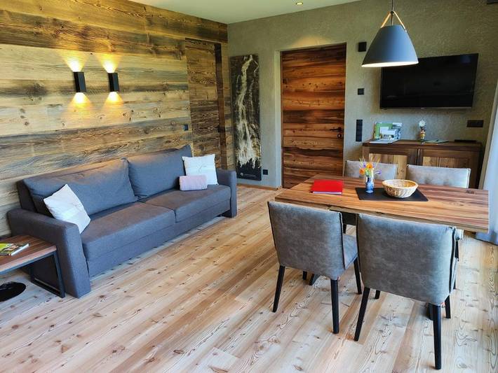 Location de vacances pour 2 personnes, avec Terrasse et Jardin ainsi que Sauna et Vue à Martell