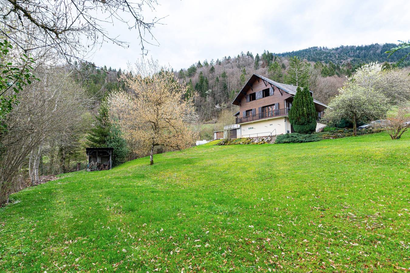 Chalet pour 12 Personnes dans Seythenex, Région d'Annecy