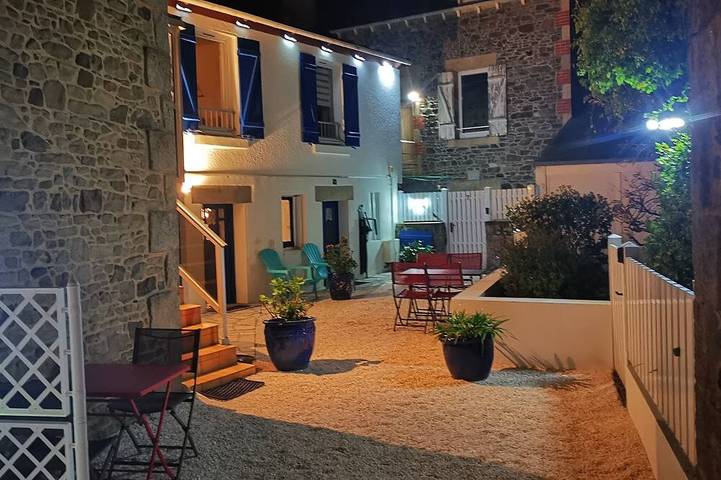 Gîte pour 2 personnes, avec Terrasse dans Plage De La Banche Binic - 4