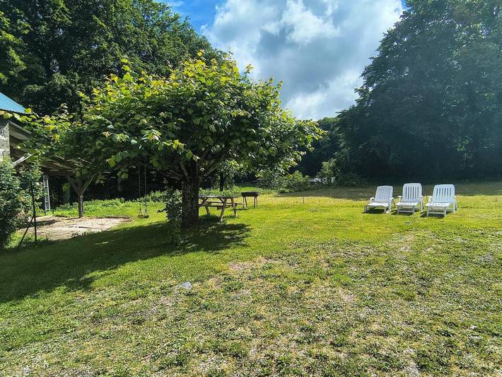 Location de vacances pour 7 personnes, avec jardin ainsi que terrasse et vue à Marmanhac - 2