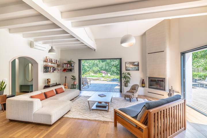 Chalet para 8 personas, con balcón además de piscina y jardín - 1