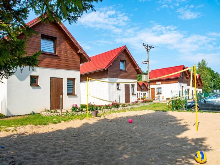 Ferienhaus für 7 Personen, mit Balkon und Pool - 1