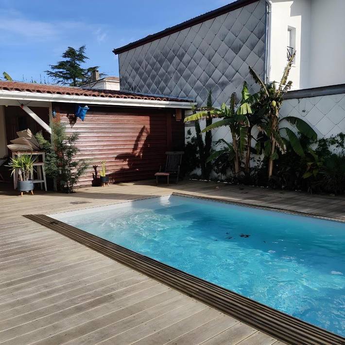 Location de vacances pour 4 personnes, avec jardin et piscine à Mérignac - 4
