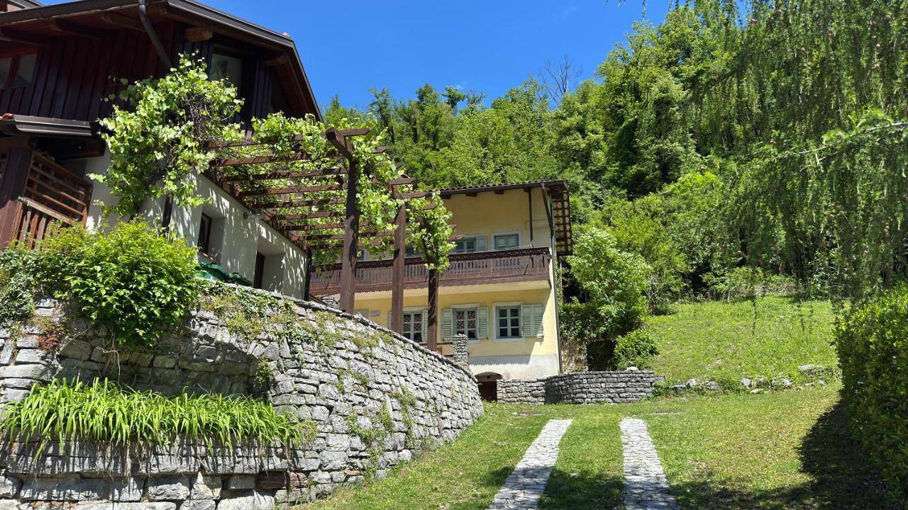 Hisa Betin 4 bedroom Holiday Home in Soca Valley in Tolmin, Slowenien