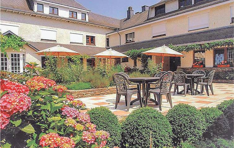 Vakantiehuis voor 30 personen in Bouillon