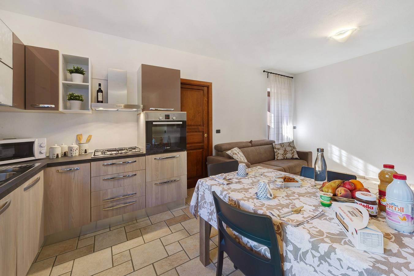Appartement entier, Appartement 'Casa Vacanze Villatanya - Cir 0014' avec vue sur la montagne, jardin partagé et Wi-Fi in Verrès, Comune di Verrès