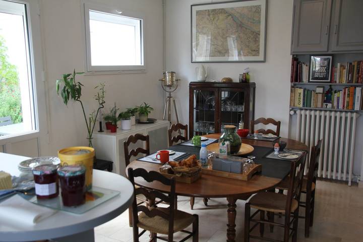 Chambre d’hôte pour 3 personnes, avec jardin ainsi que piscine et jacuzzi à Doué-la-Fontaine - 4