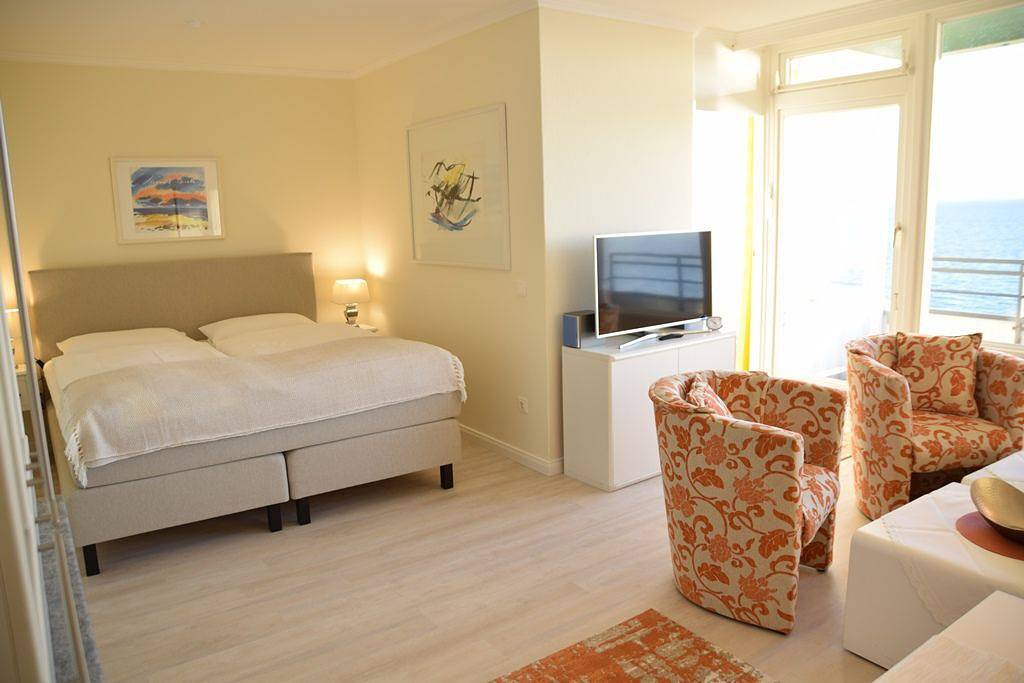 Ganze Wohnung, Komfort-Appartement direkt am Meer mit Panoramablick und Garage in List in List (Sylt), Sylt