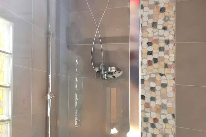 Location de vacances pour 5 personnes, avec jardin et sauna, animaux acceptés à Saint-Sauveur-en-Rue - 4