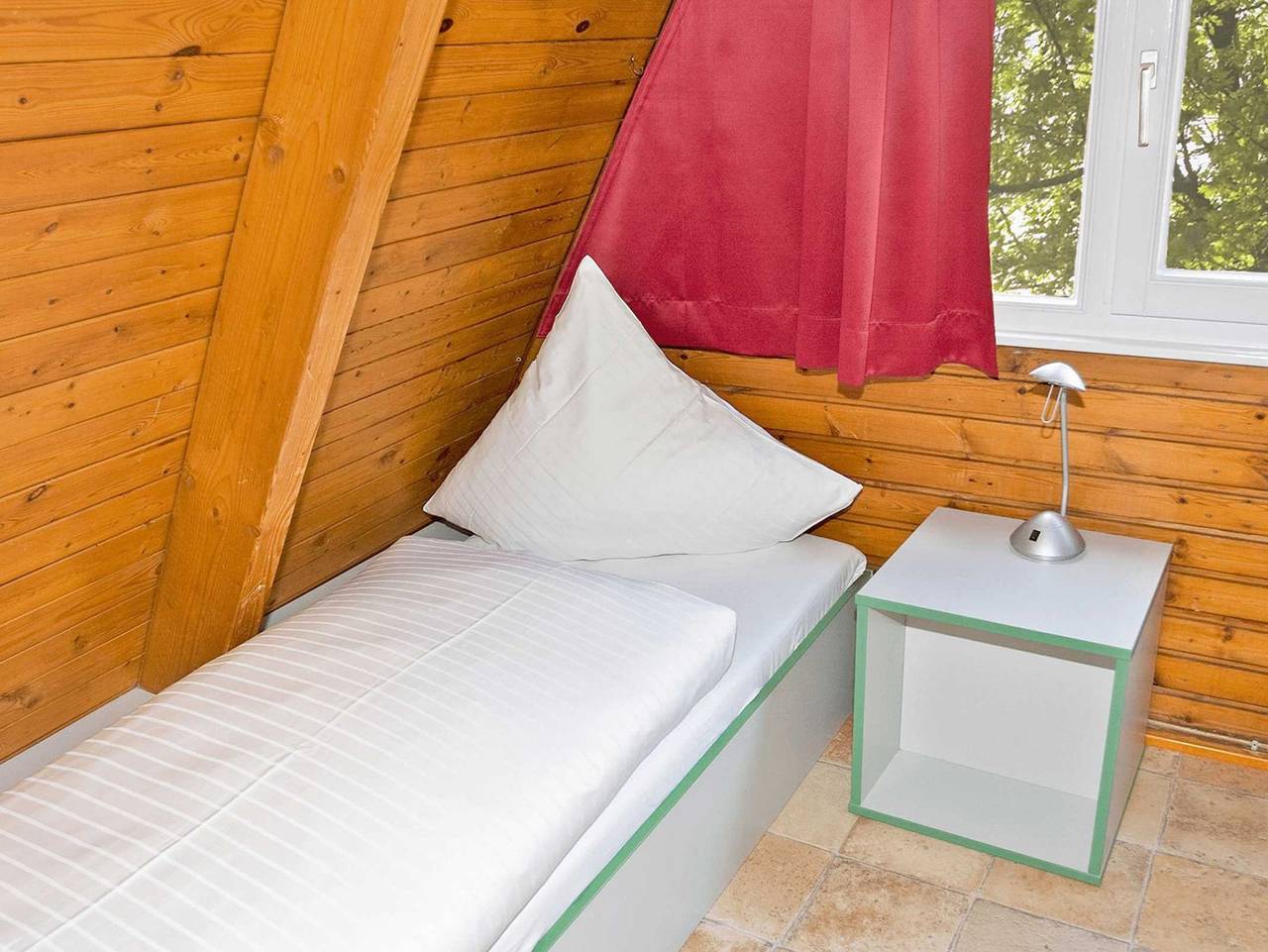 Nurdachhaus im Dampland an der Ostsee - Nurdach Ferienhaus in Ostseebad Damp, Damp