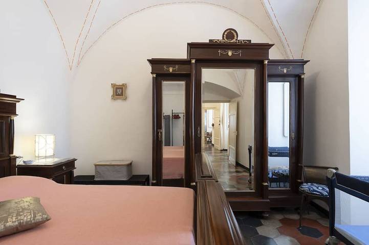 Ganze Wohnung, Torre Antica in Bagni Hilton, Noli