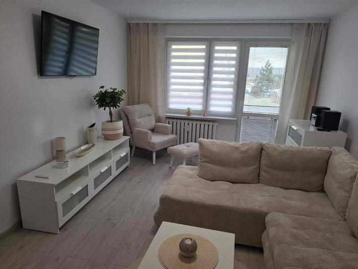 Ferienwohnung für 6 Personen, mit Balkon und Whirlpool sowie Terrasse und Ausblick in Bromberg