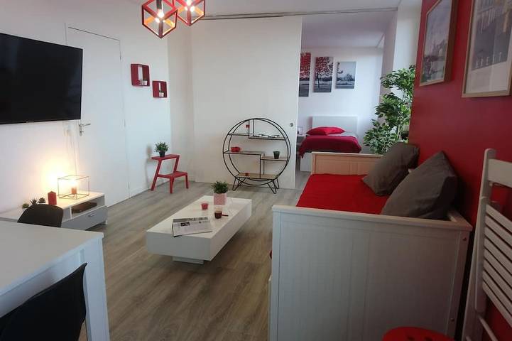 Ganze Wohnung, Apartment-Eigenes Badezimmer-Hafenblick in Brest, Brest und Umgebung
