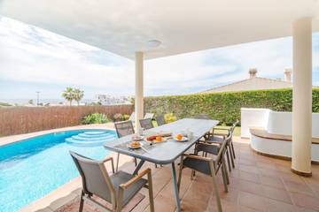 Villa in Sant Lluís, Menorca für 8 