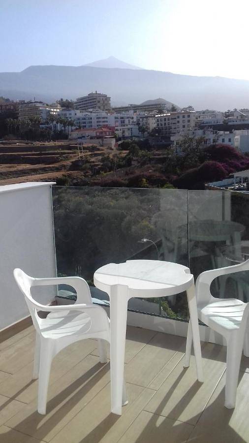 Aparthotel para 10 personas con piscina in Puerto de la Cruz, Tenerife Norte