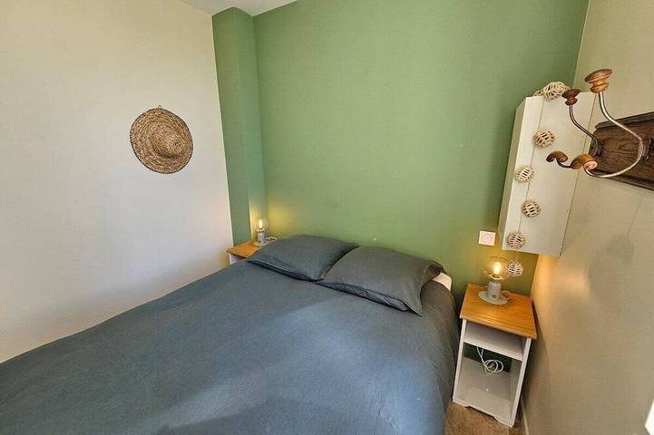 Gîte pour 4 personnes, avec Terrasse et Jardin à Genas - 4