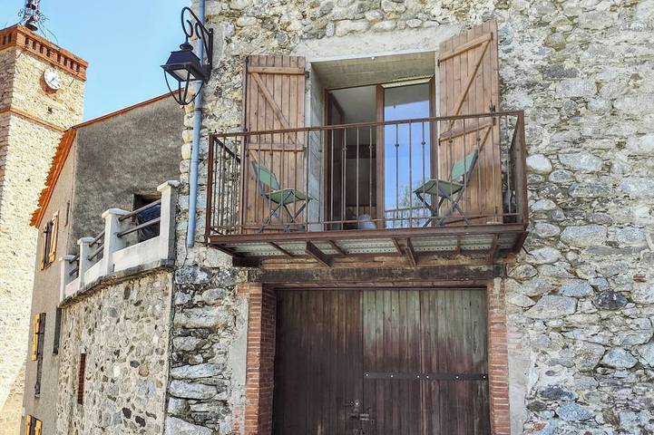 Location de vacances pour 4 personnes, avec Balcon à Campôme