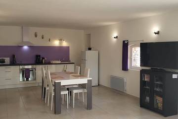 Gîte pour 3 personnes, avec jardin à Anduze