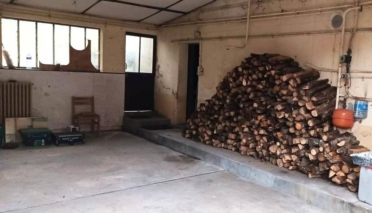Le confort sans chichis, un cocon pour 1 à 6 voyageurs in Lapeyrouse, Puy-de-Dôme