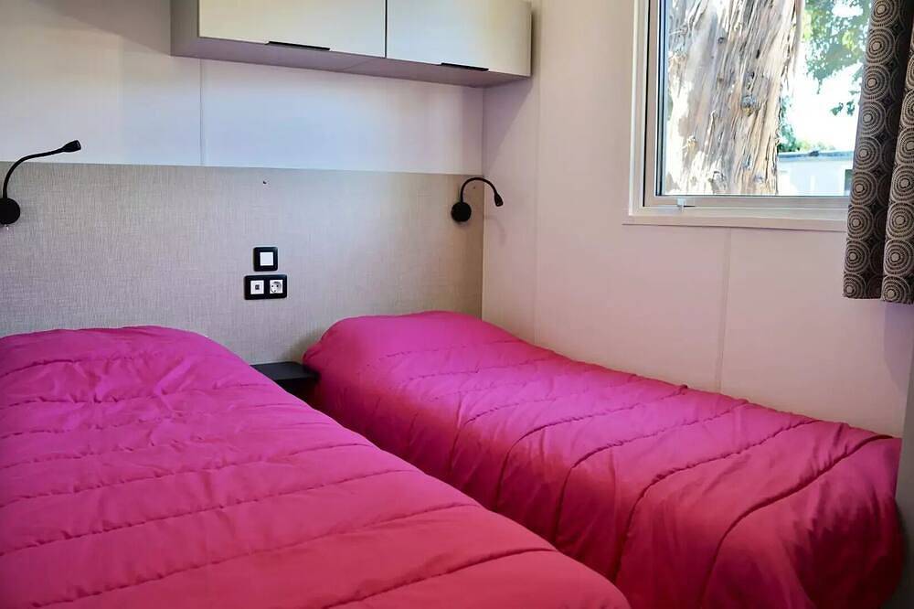 Mobil-Home 3 Pièces 4 Personnes Climatisé + Tv in La Londe-les-Maures, Parc national de Port-Cros