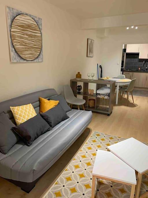 Appartement entier, One-Bedroom Apartment in Aubenas, Ardèche