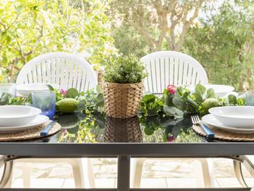 Gîte pour 4 personnes, avec terrasse et jardin dans Sole Ruiu
