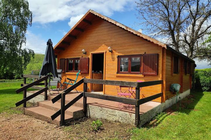 Maison de campagne pour 5 personnes, avec jardin et terrasse à Saint-Léger-de-Fougeret
