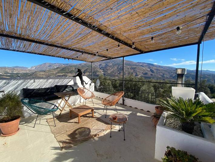 Chambre d’hôte pour 2 personnes, avec Jacuzzi et Terrasse ainsi que Piscine et Vue dans Restabal