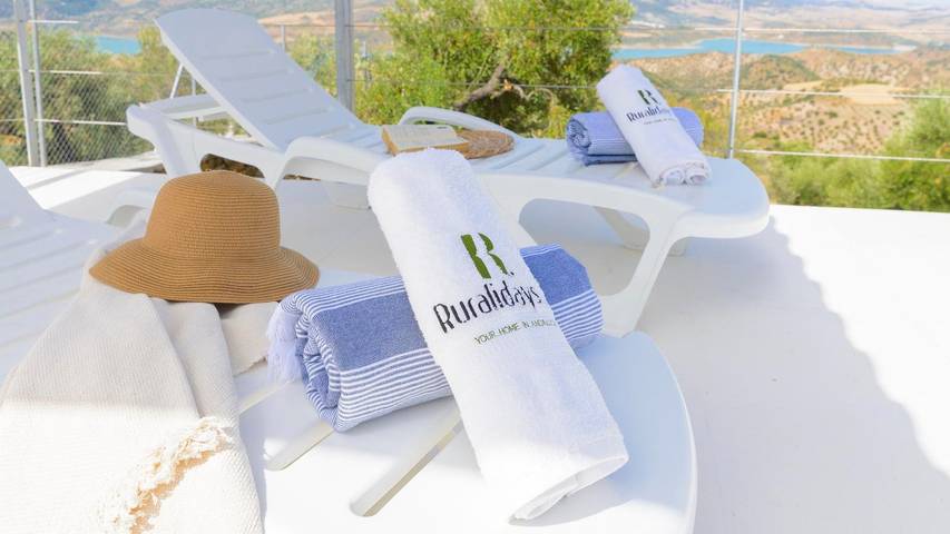 Casa rural para 4 personas, con balcón/terraza y piscina en El Gastor - 3