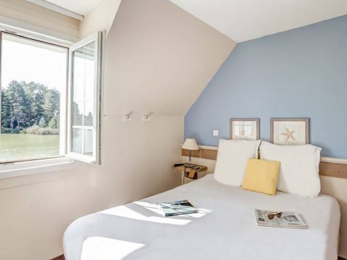 Gîte pour 6 personnes, avec piscine et sauna ainsi que balcon et jardin, animaux acceptés dans Aquaclub de Belle Dune - 3