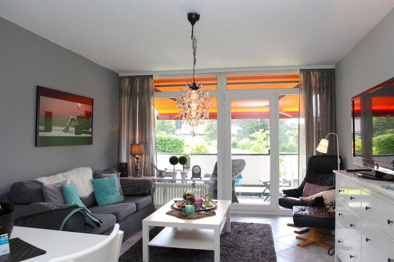Ganze Wohnung, Fichtenwald - Hundefreundlich, Sauna, Pool, Dachterrasse, Wald & See in Körbecke, Möhnesee