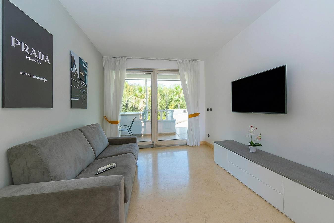 Ganze Wohnung, Rivoltella Apt With Pool 600m From Lake in Rivoltella del Garda, Desenzano del Garda